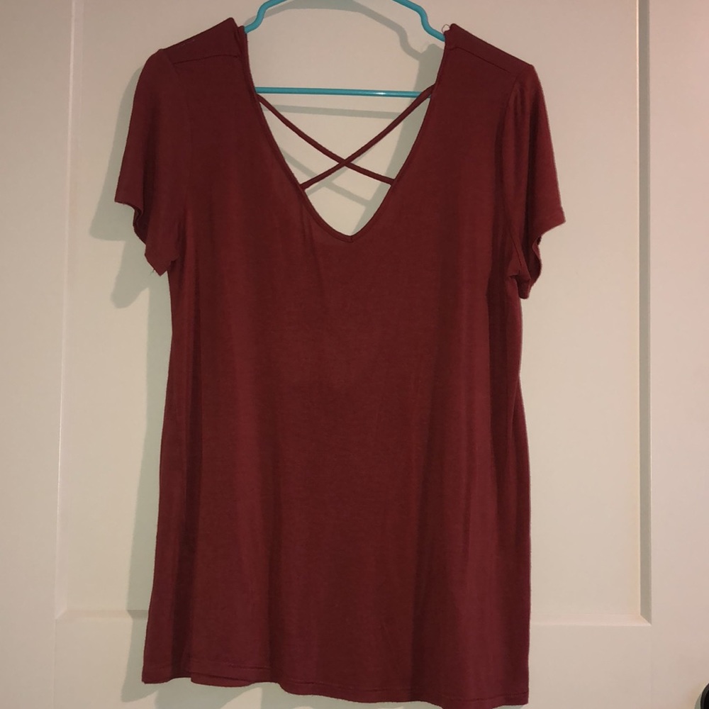 Cross cross neck line top